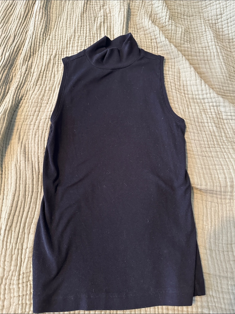 LOFT Black Sleeveless Mock-Neck Tank